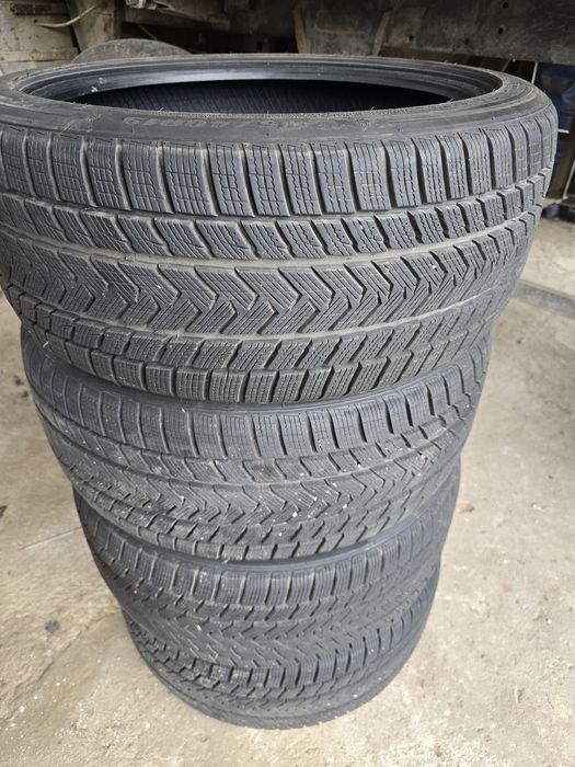 Anvelope iarna 245/40 R19 dot3024 Gripmax