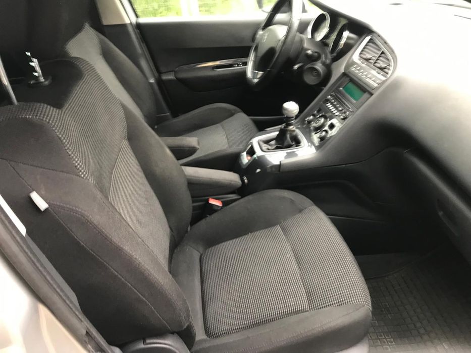 Peugeot 5008/2.0Diesel/An 2011/Euro5/Stare ft buna