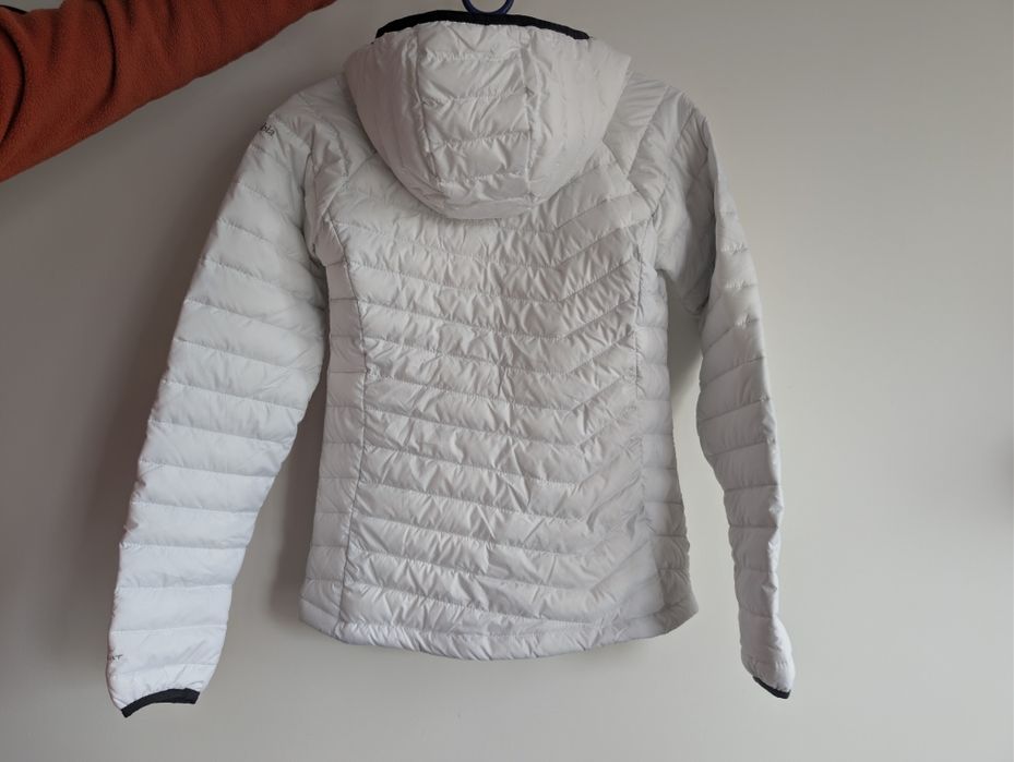 Geacă iarna de damă Columbia nouă, mărimea XS