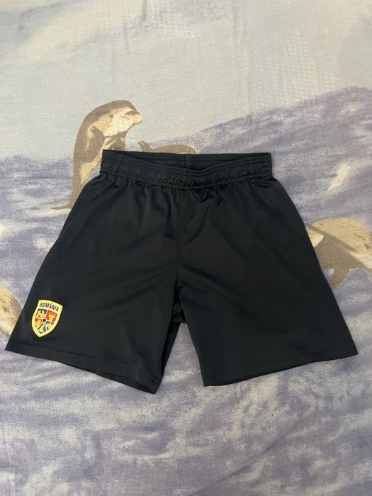 Pantaloni scurți și pantaloni lungi de fotbal