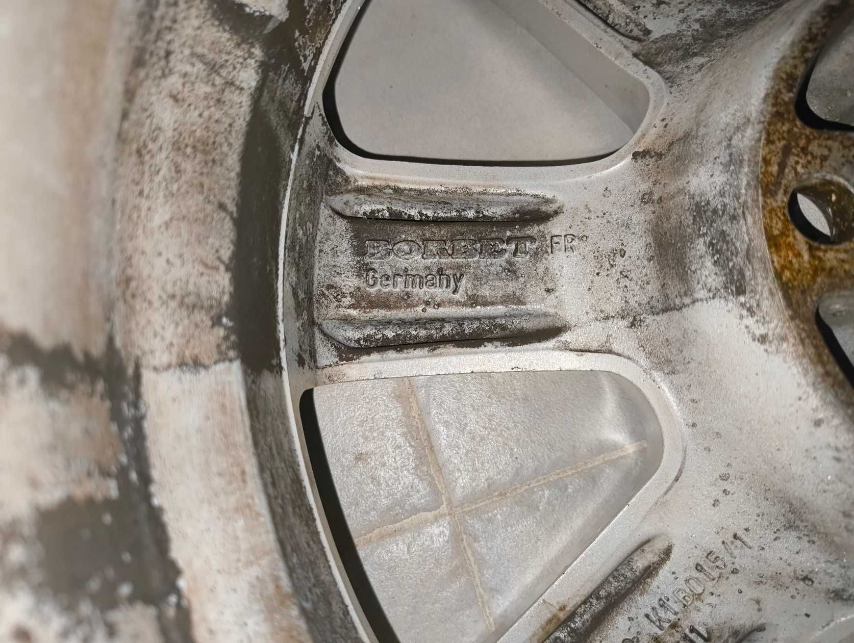 Джанти BORBET 7Jx16H2 5x120 с летни гуми Michelin Primacy 4