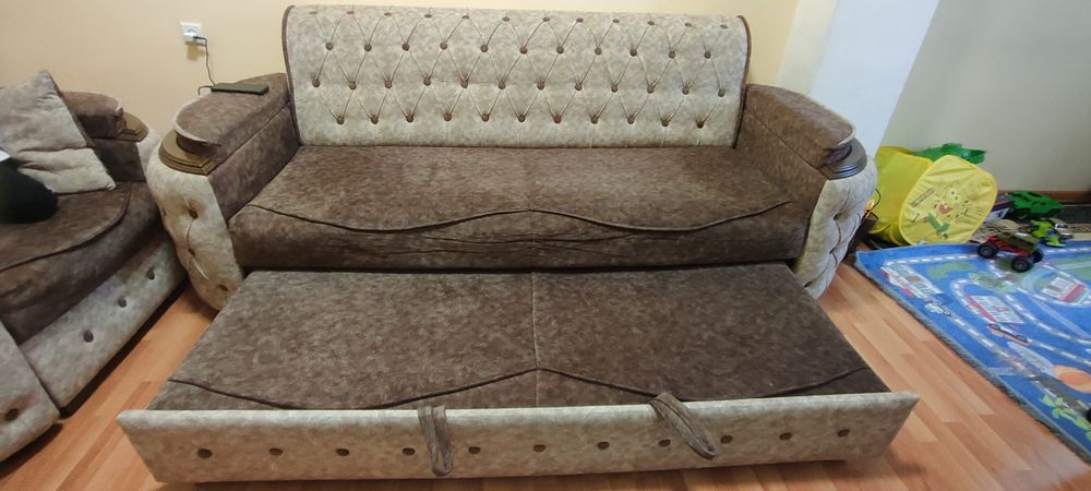 Диван и кресло мебель