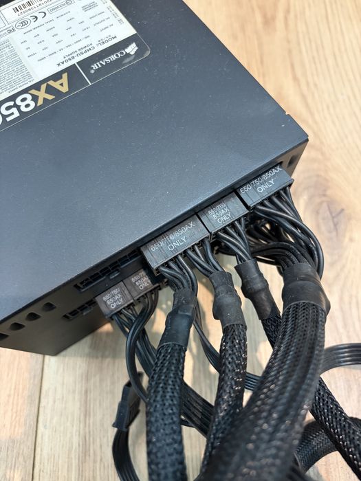 Sursa PC full modulara Corsair AX850