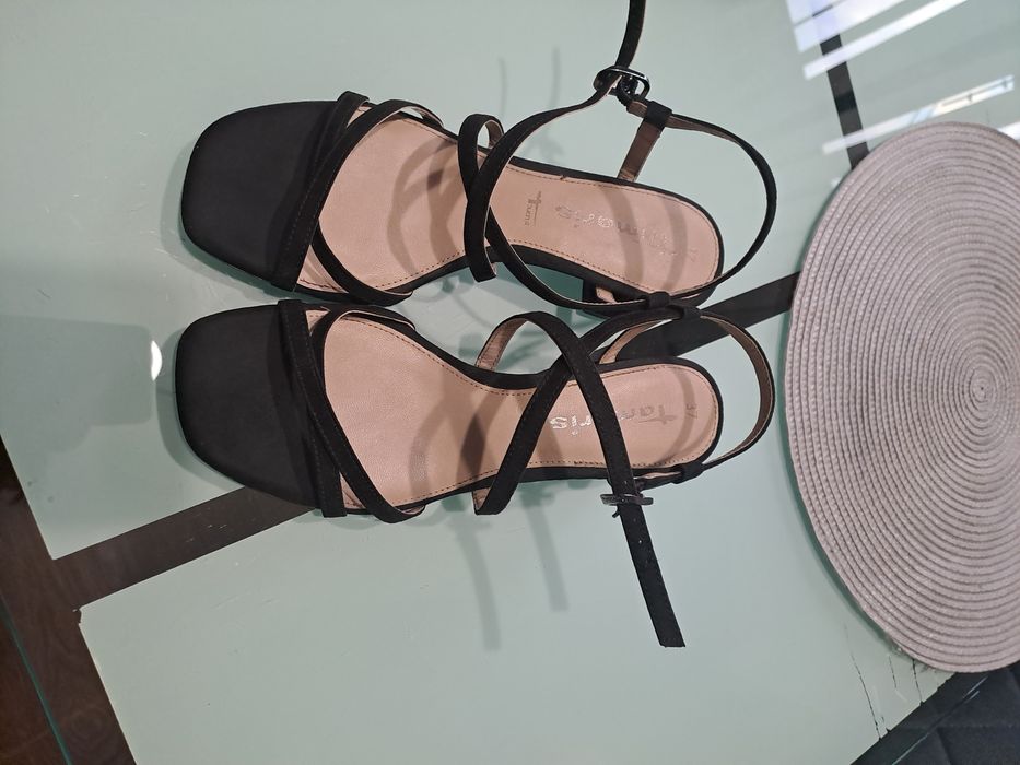 Сандали Tamaris.