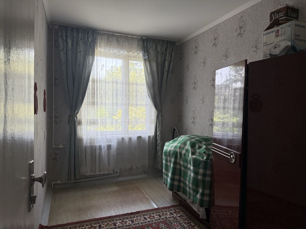 Продаётся 3-х комнатная в городе Навои