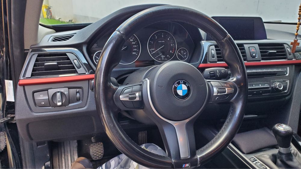 Vand Grebla  KUhn si freza de pamant  de 3 m .Vand Bmw 318
