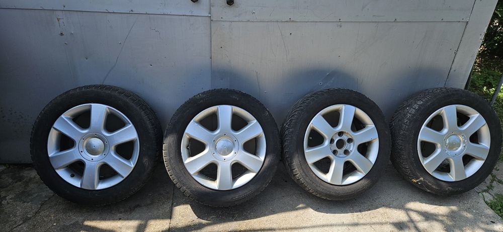 Jante aliaj originale VW Golf cu anvelope M+S