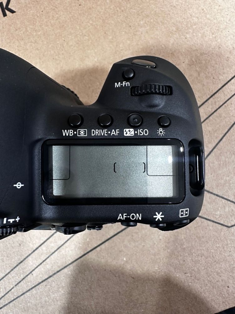 Canon EOS 5D Mark IV