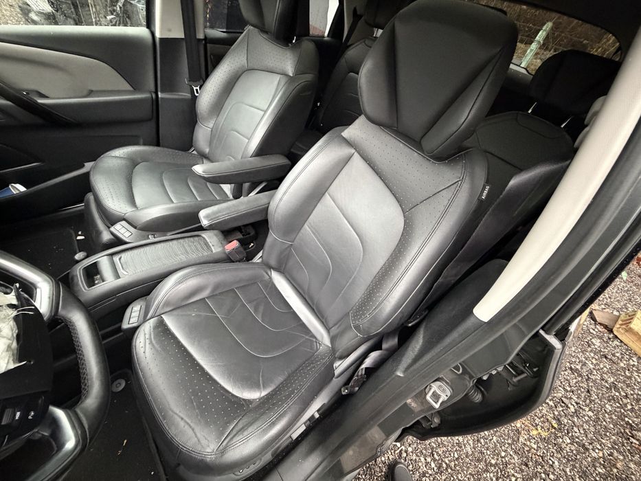 Кожен салон за Citroen C4 Picasso 2015 Седалки Ситроен Ц4 Пикасо