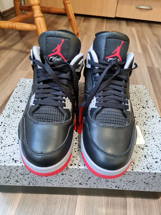 Jordan 4 bred ,,Reimagined,,