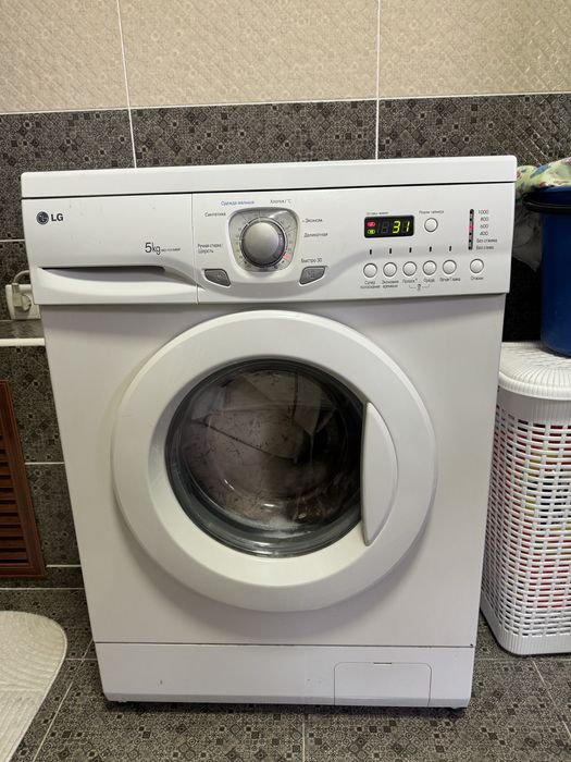 Стираьная машина буу