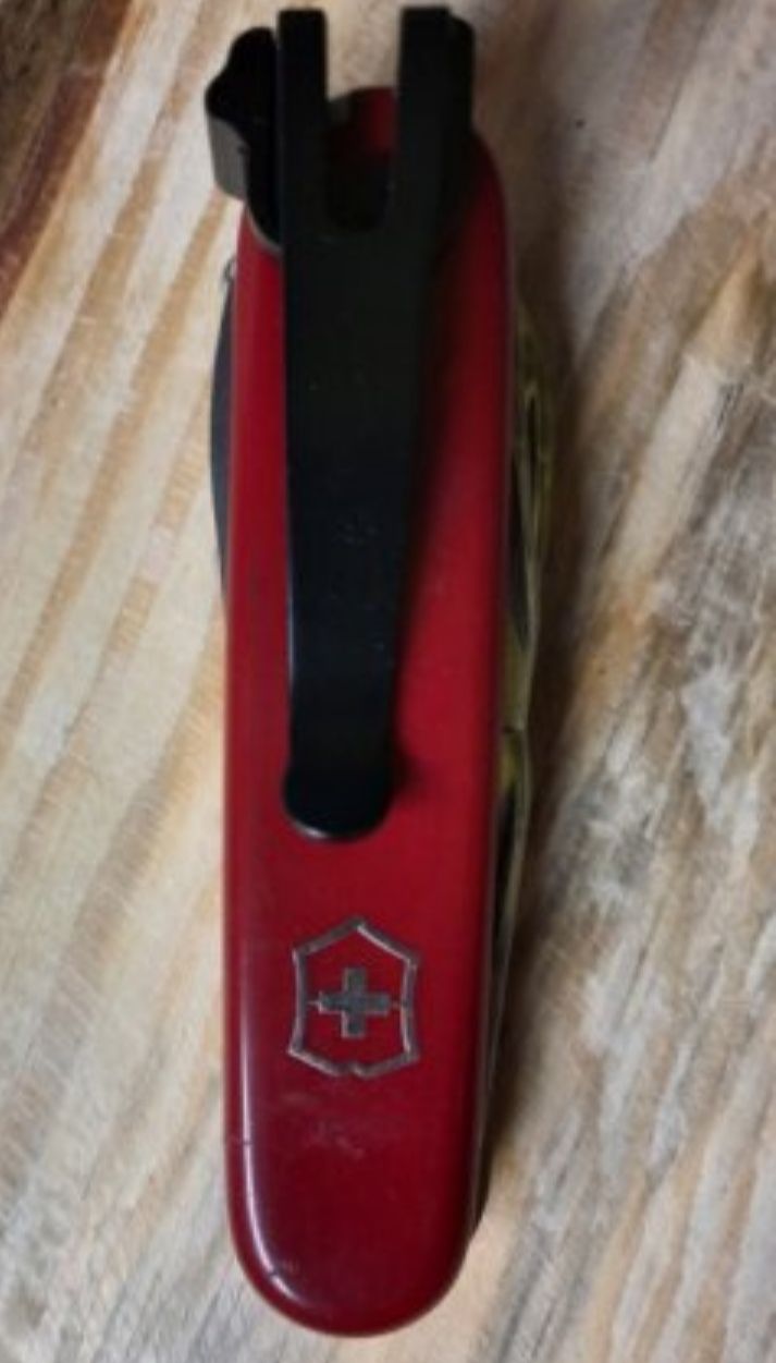 Само тук! Нов клипс за нож Victorinox 91 mm!