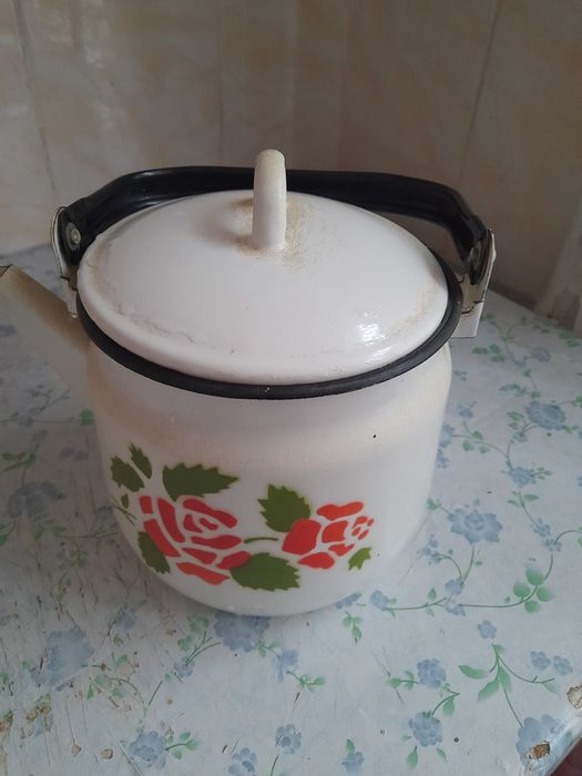 Чайник новый недорого за 4500