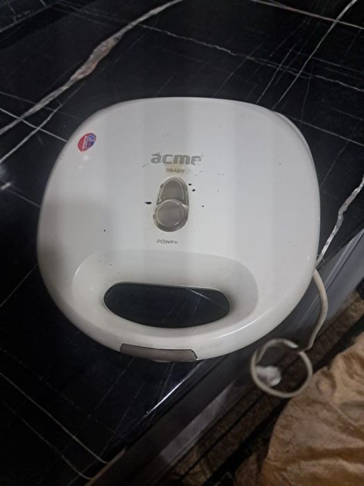 Продается гриль для сандвичей