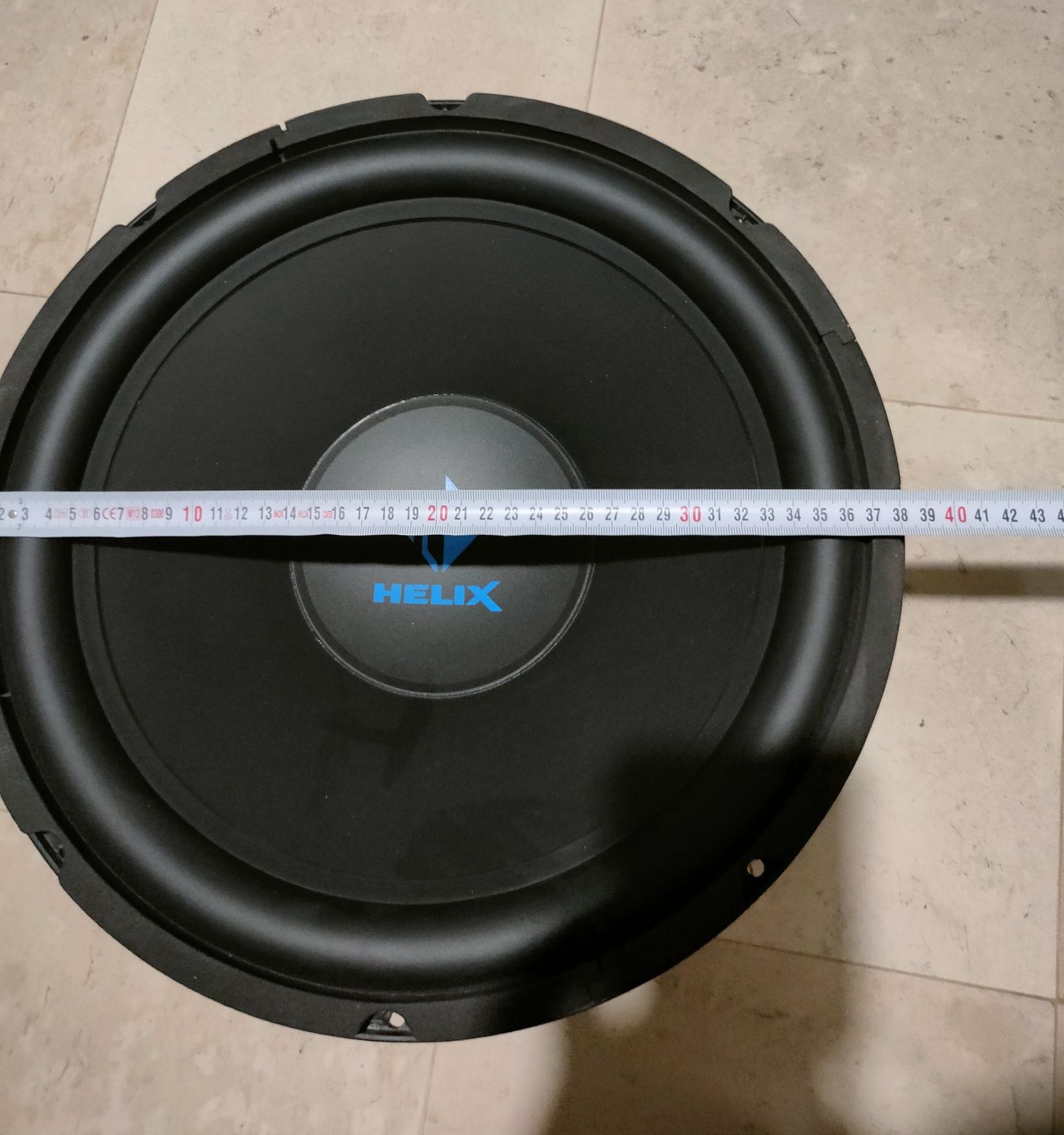 Бас Helix Blue 15" 800W subwoofer бас каса буфер