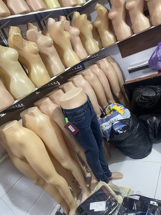 Маникены для магазинов