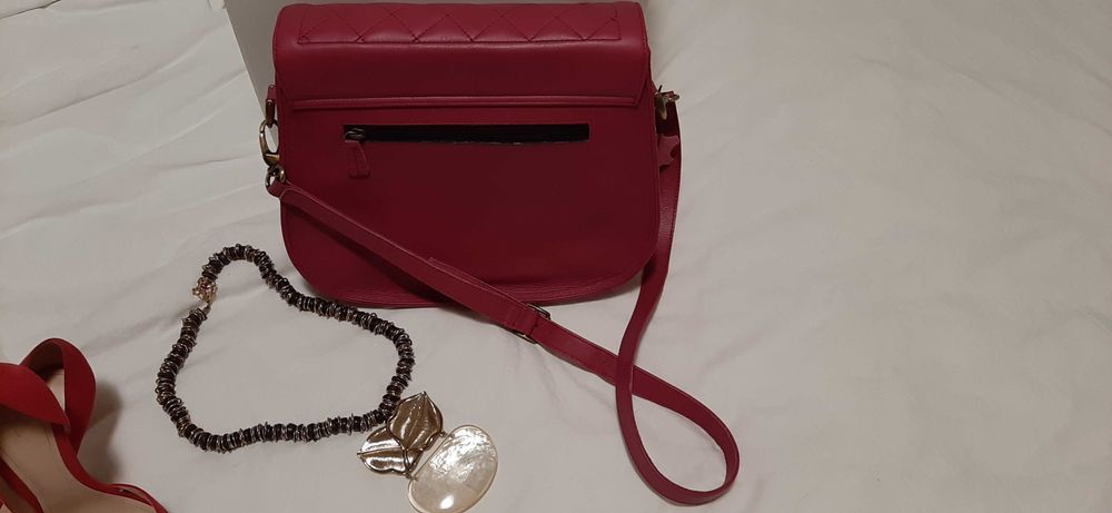 Geanta piele roz medie 190 RON