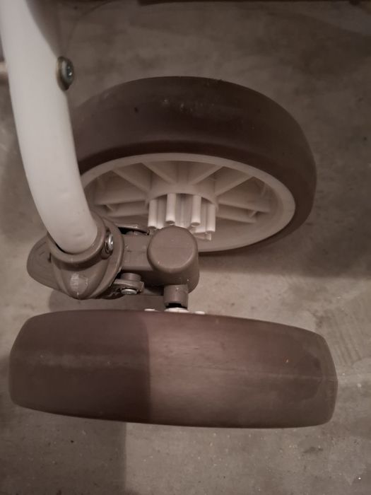 Carucior Copii aproape nou