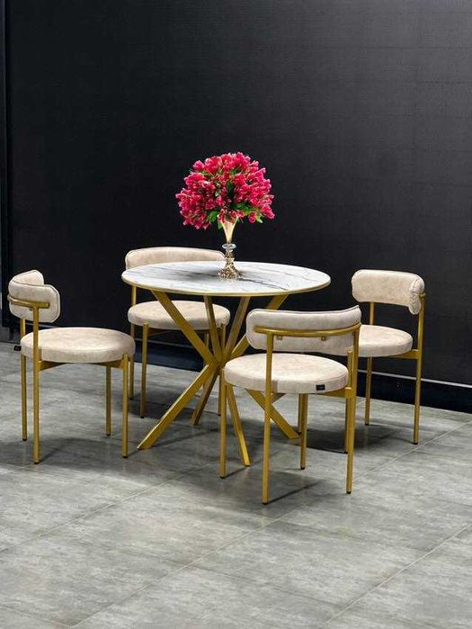 Loft ko'rinishda turli xil stol stullar Unique Mebelda