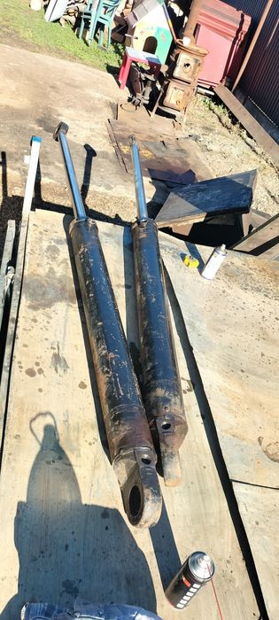 Cilindri hidraulici  2,64 m