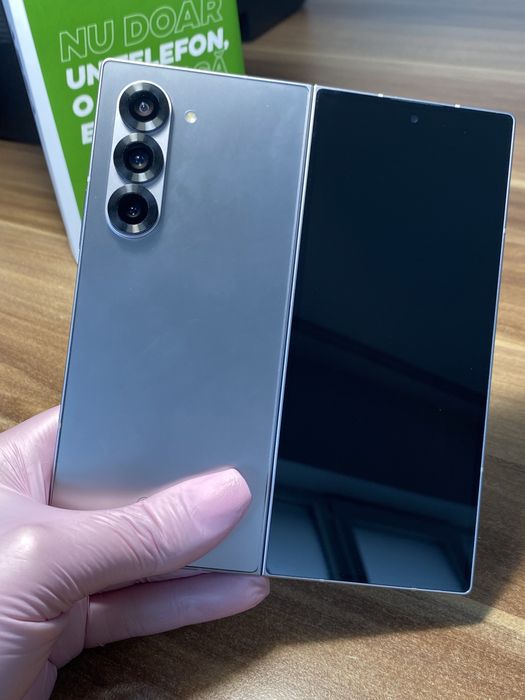 Samsung Galaxy Z Fold 6 / Garanție 12 luni / 256 Gb / Foarte bun