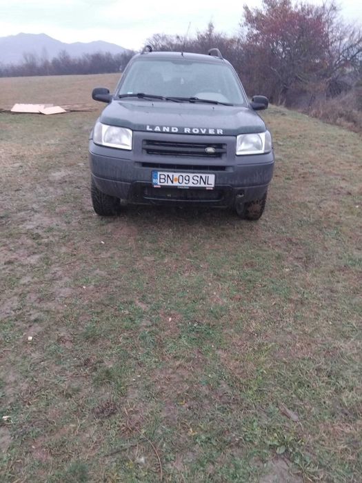 Vând land ROVER cu motor de 2000