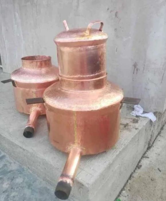Vând cazan de tuica de 120litri la Super oferta 2300lei