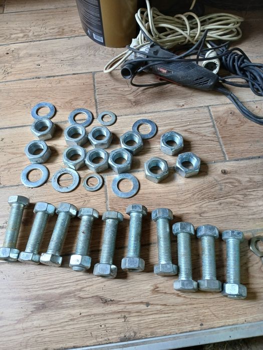 Șuruburi ø 27x126,mm