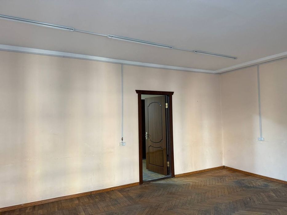 Метро Мирзо Улугбек 15м²-30м² в административном здании 2линия Юр адр