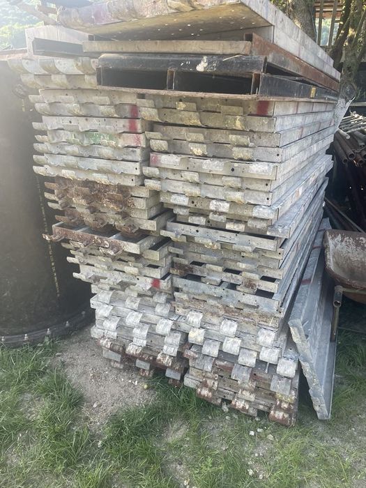 Vand popi , schela metalica , podine schela Italia