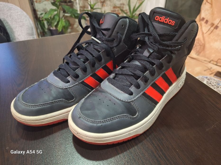 Кецове Адидас високи