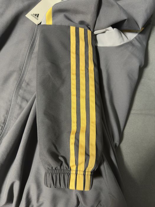 Спортен екип Adidas размер -L