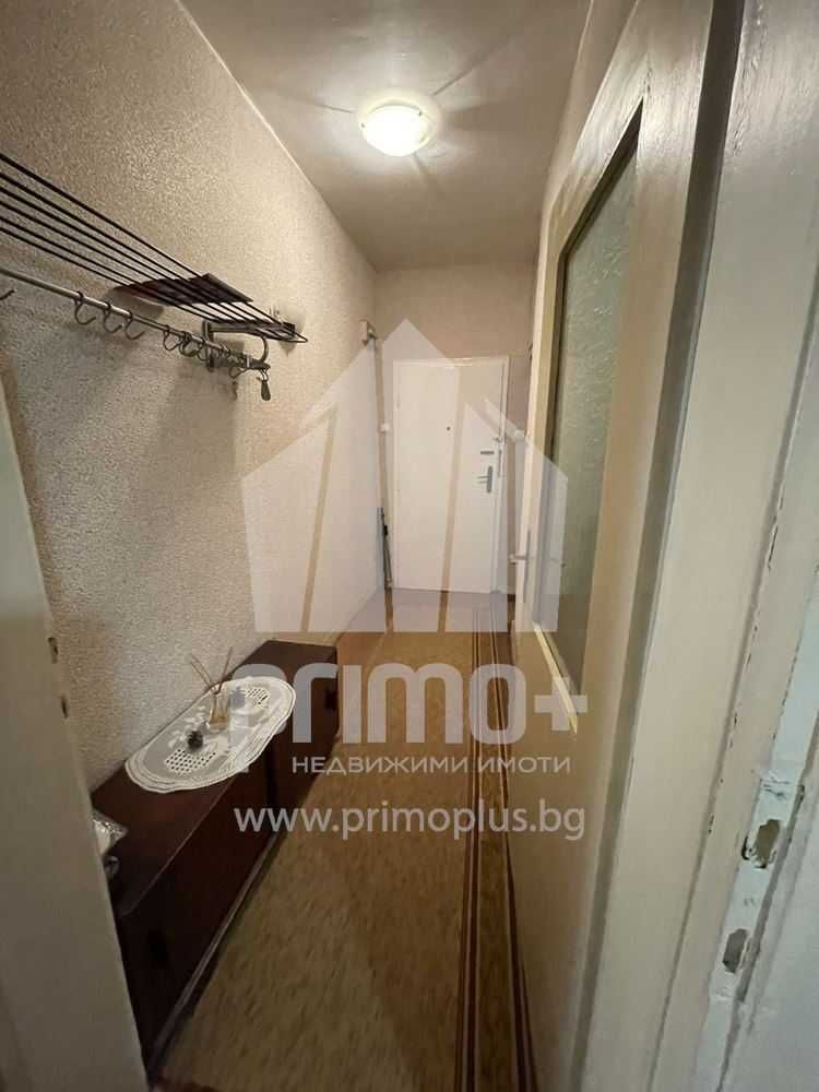 Дава се под наем Двустаен апартамент в Велико Търново, Център - 57 кв.м за 204 € - Снимка #7