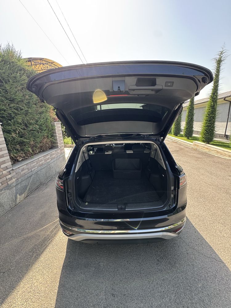 Volkswagen ID6 pure + вольсваген айди 6