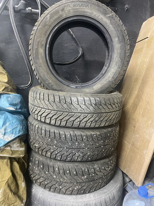 Продам Резину зимнию на R14 почти новая