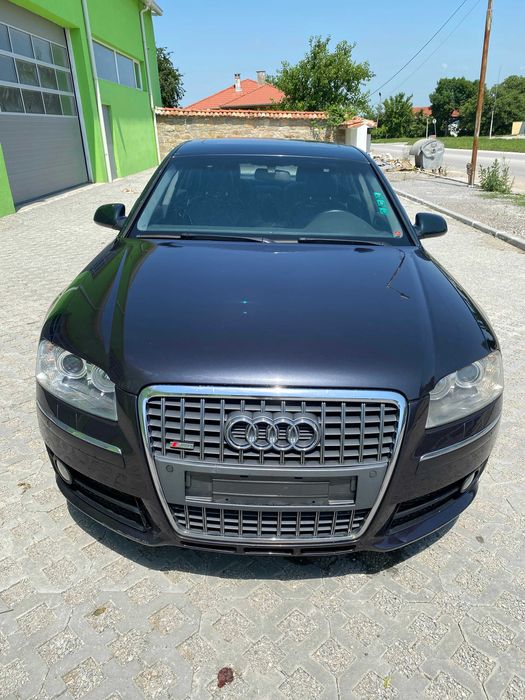 AUDI S8 На части
