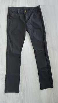 Черен еластичен панталон