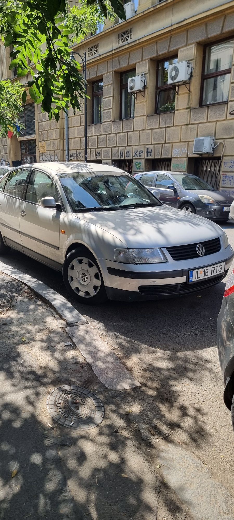 Volkswagen Passat 1,9 b 5Tdi 90 cp unic proprietar în România