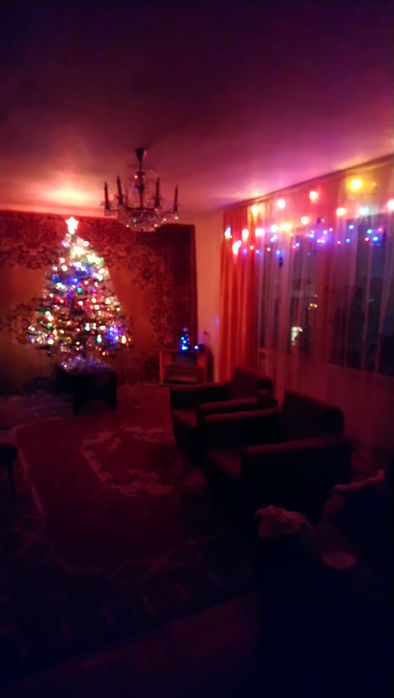 Новогодняя искусственная ёлка