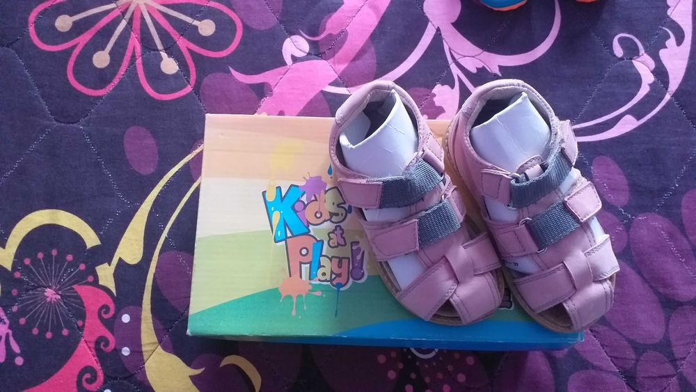 Детски оригинални сандали естествена кожа 27 номер - 35лв