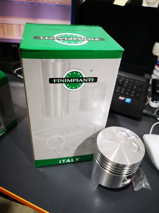 Set motor tractor fiat 315 .312.fiat 211 250 215 fiat fiat 411.415. To