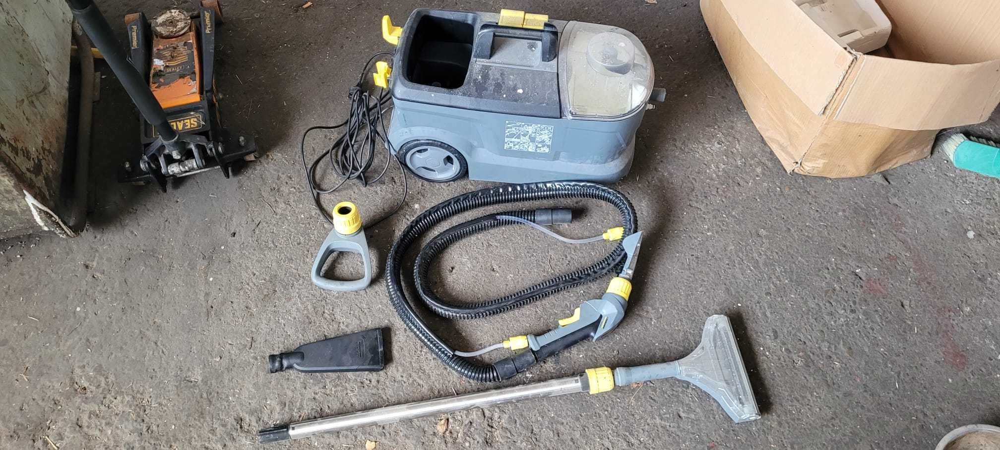 Aspirator cu injecție/extracție Karcher Puzzi 10