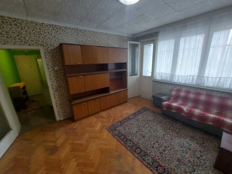 Двустаен апартамент, Под наем, Пазара