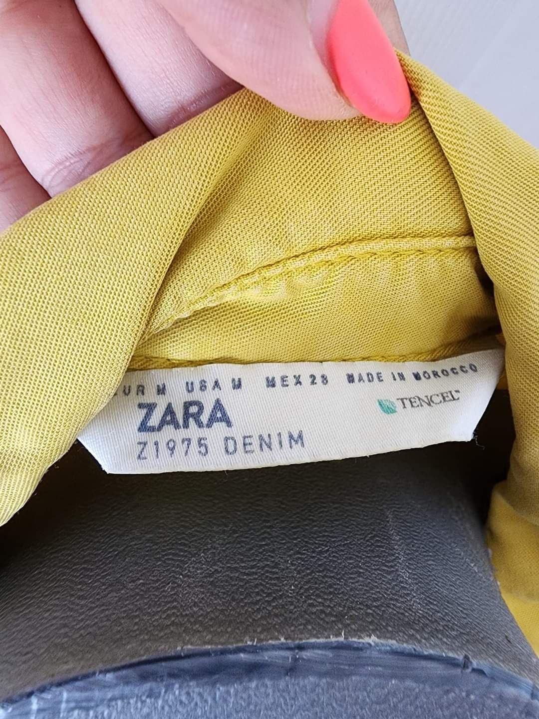 Zara риза горчица
