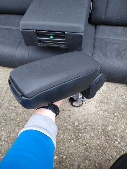 Interior scaune încălzite + banchete rabatabile și cotiera Audi A4 B7