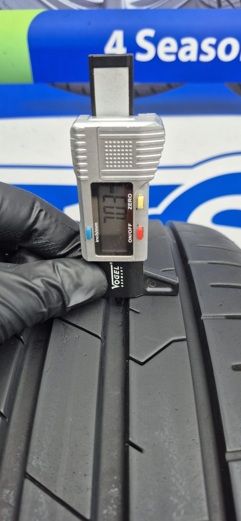 225.40.18 Hankook Vara Second-hand