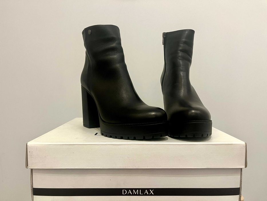 Боти естествена кожа на висок ток с платформа, черни