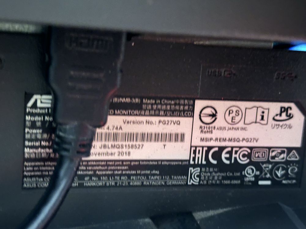 Asus ROG Swift PG27VQ – 165Hz, 2K, 27 инча геймърски монитор