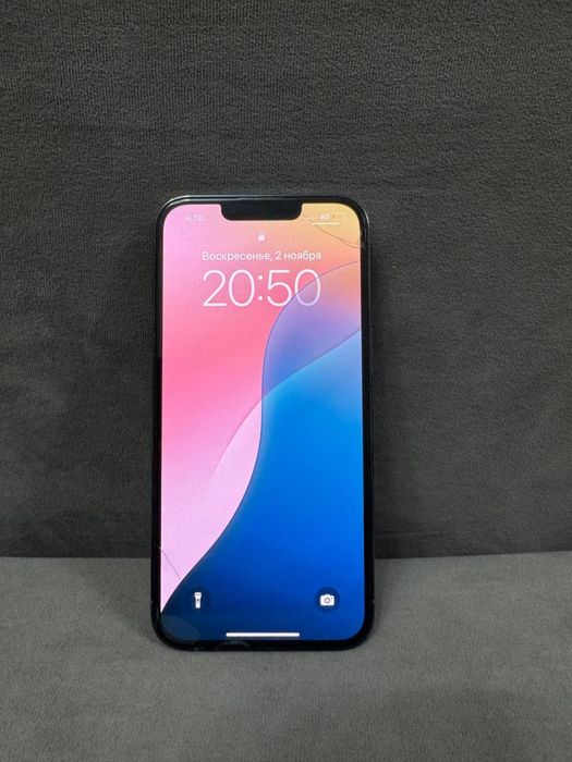 Обменяю iPhone 13 pro и iPhone 12