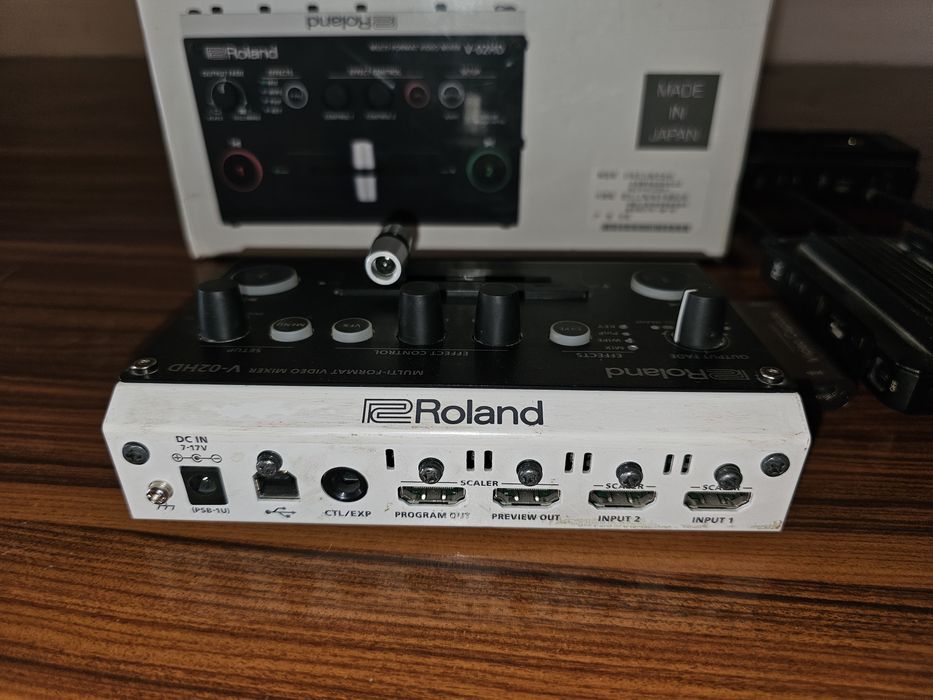 Jonli efir qilish uchun Roland mixer ( sling studio ) ( atem studio)
